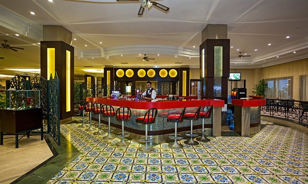 bars-lobby-bar