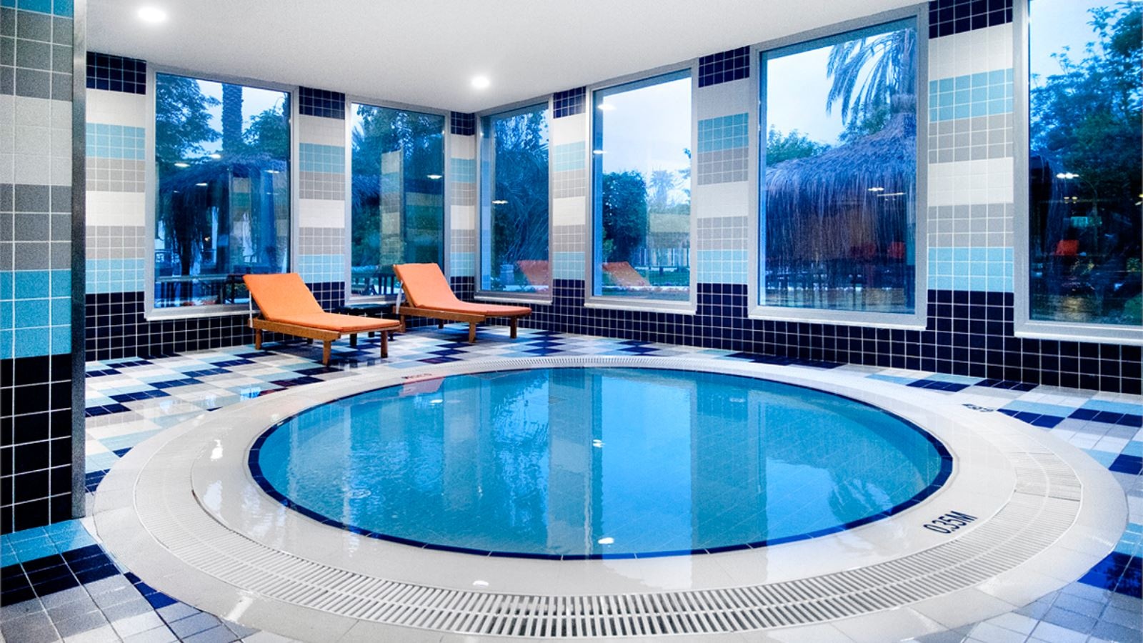 pools-indoor-pool