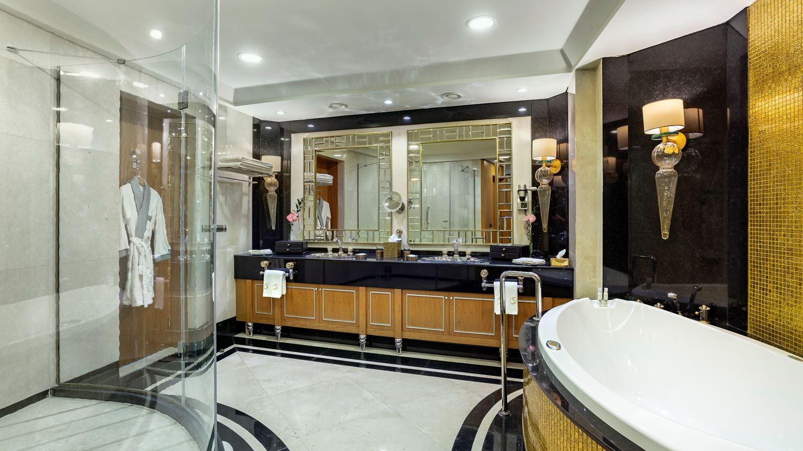 rooms-king-suite