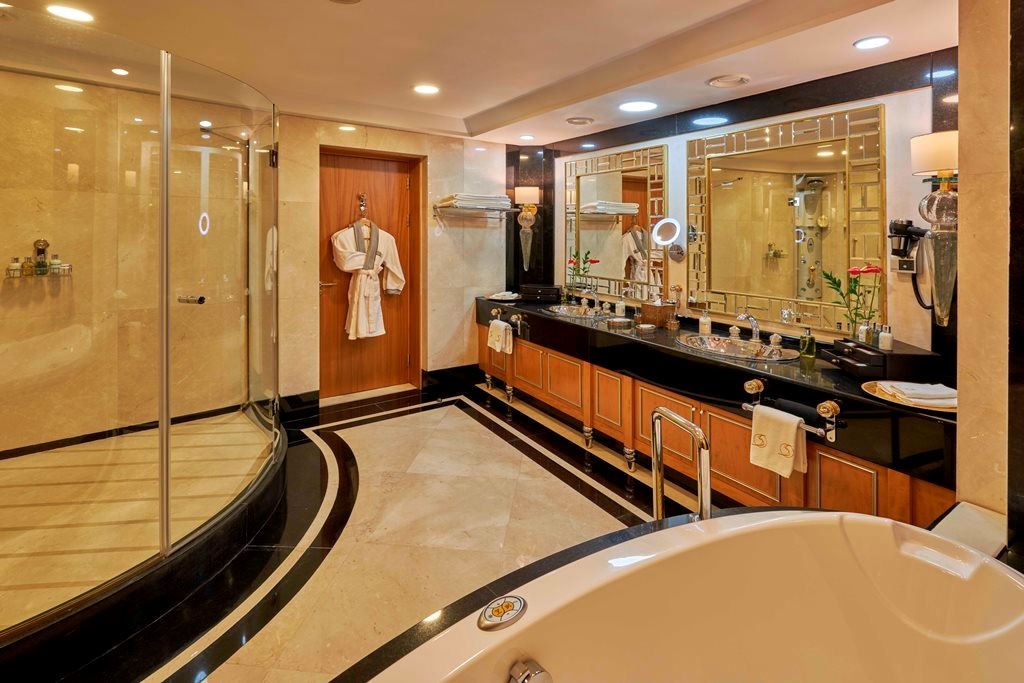rooms-king-suite