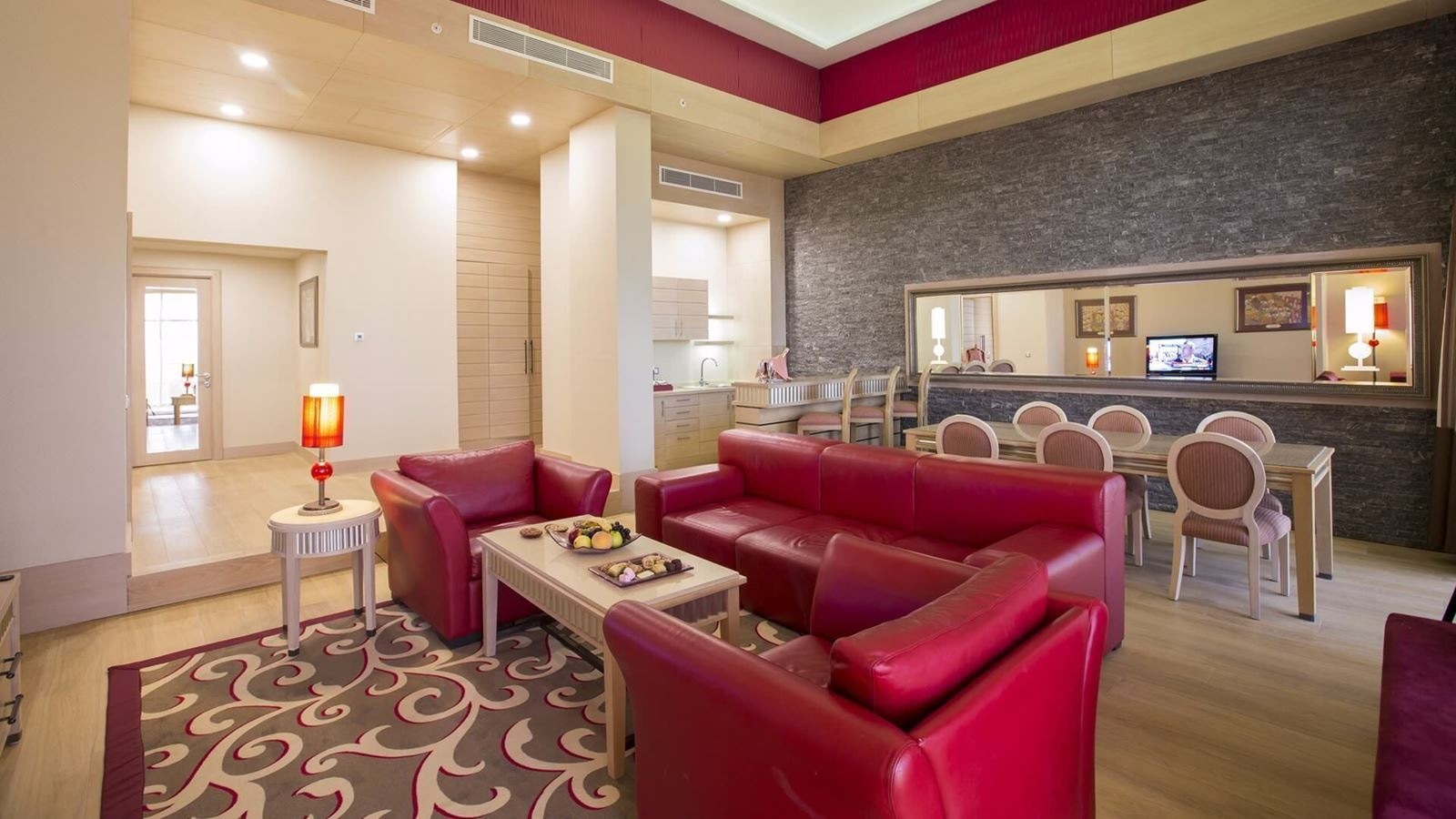 rooms-harmony-suite