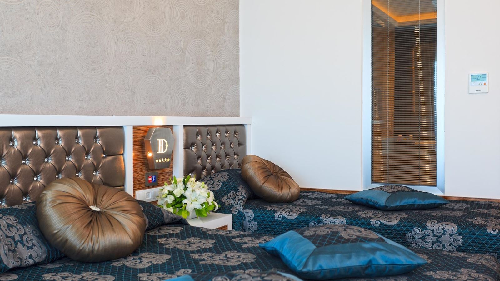 rooms-economy-room