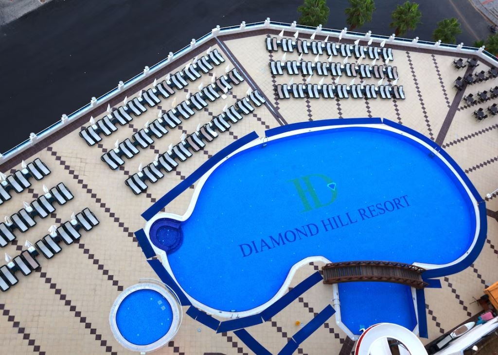 pools-outdoor-pool