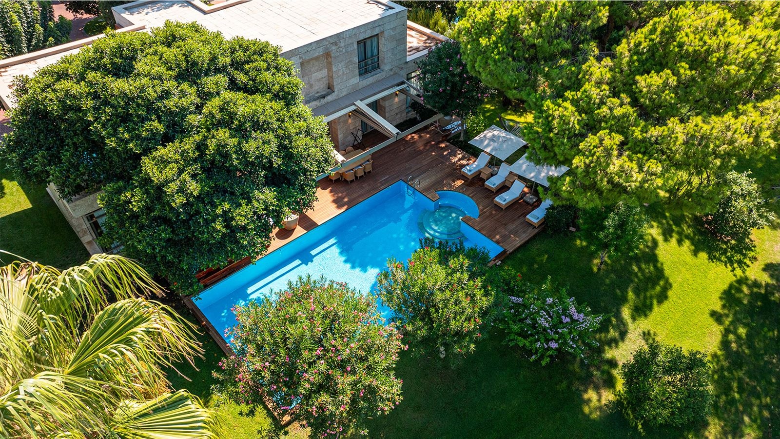 rooms-queen-villa