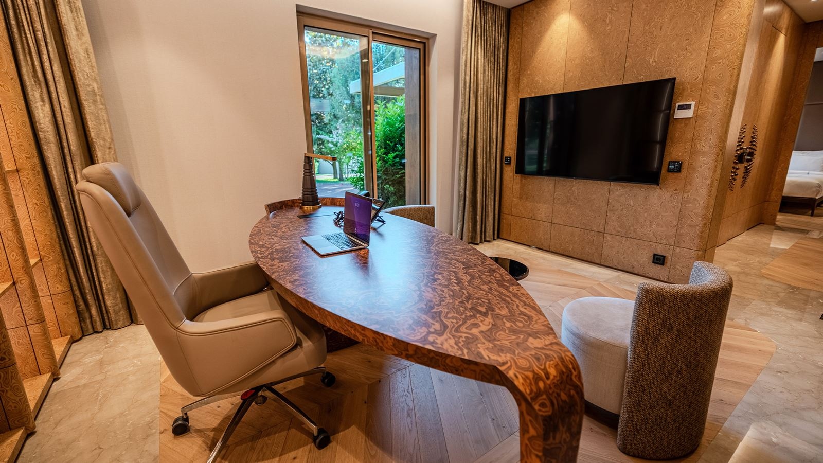 rooms-queen-villa