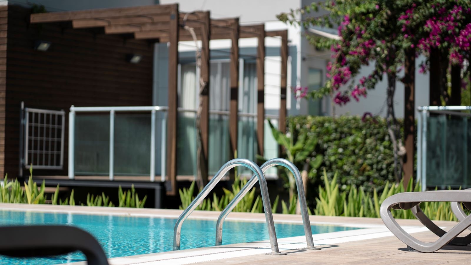 pools-bungalow