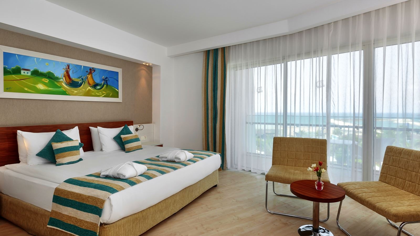 rooms-superior-room