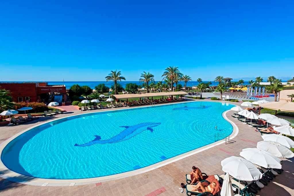 pools-outdoor-pool