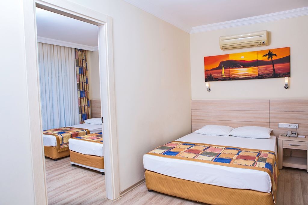 rooms-family-room-2-bedroom