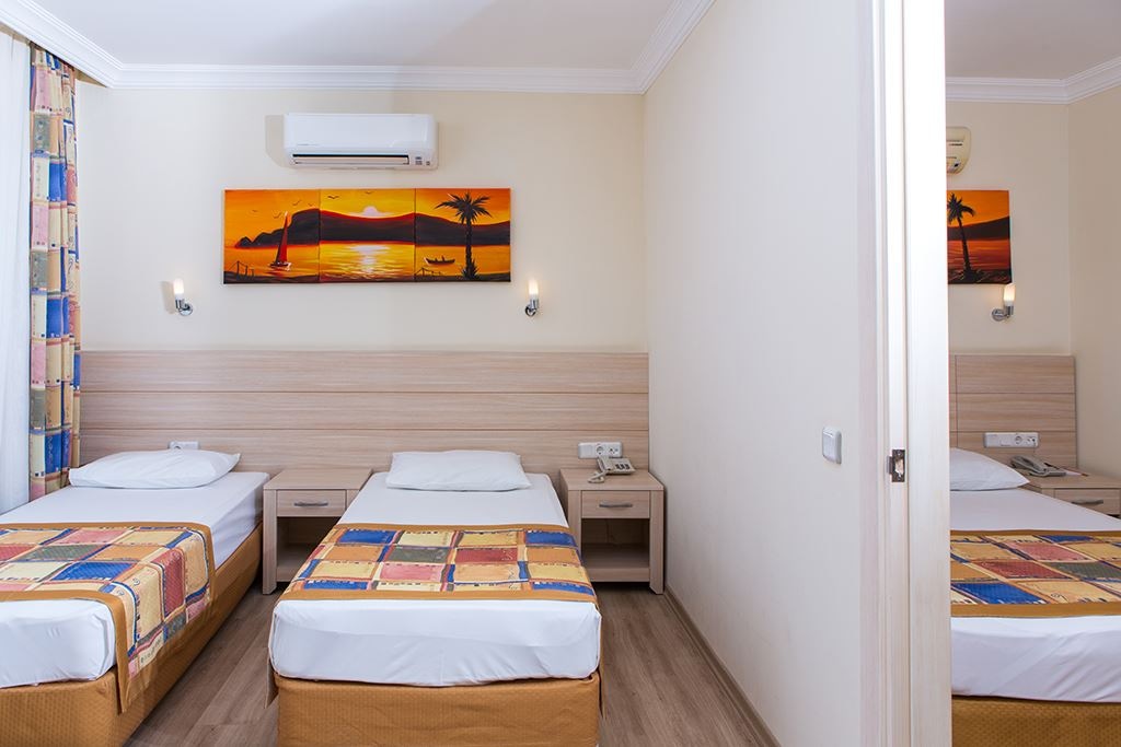 rooms-family-room-2-bedroom