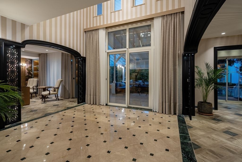 rooms-deluxe-villa