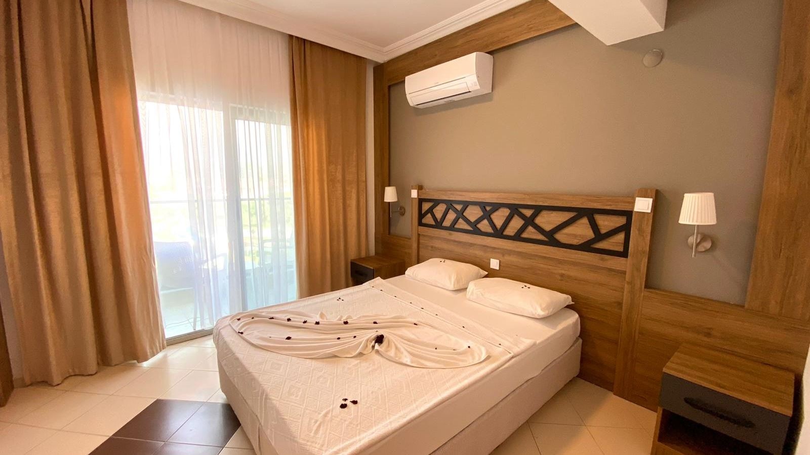 rooms-standard-room