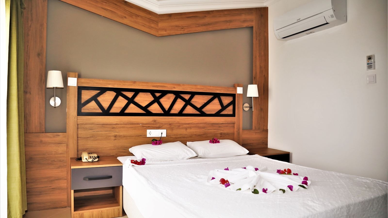 rooms-standard-room
