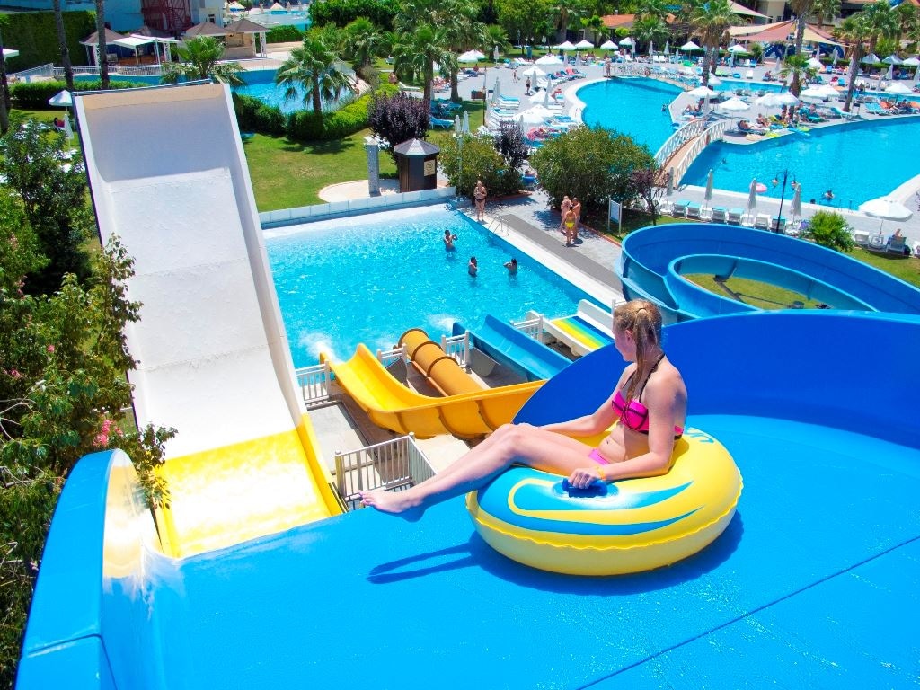 water-park-water-park