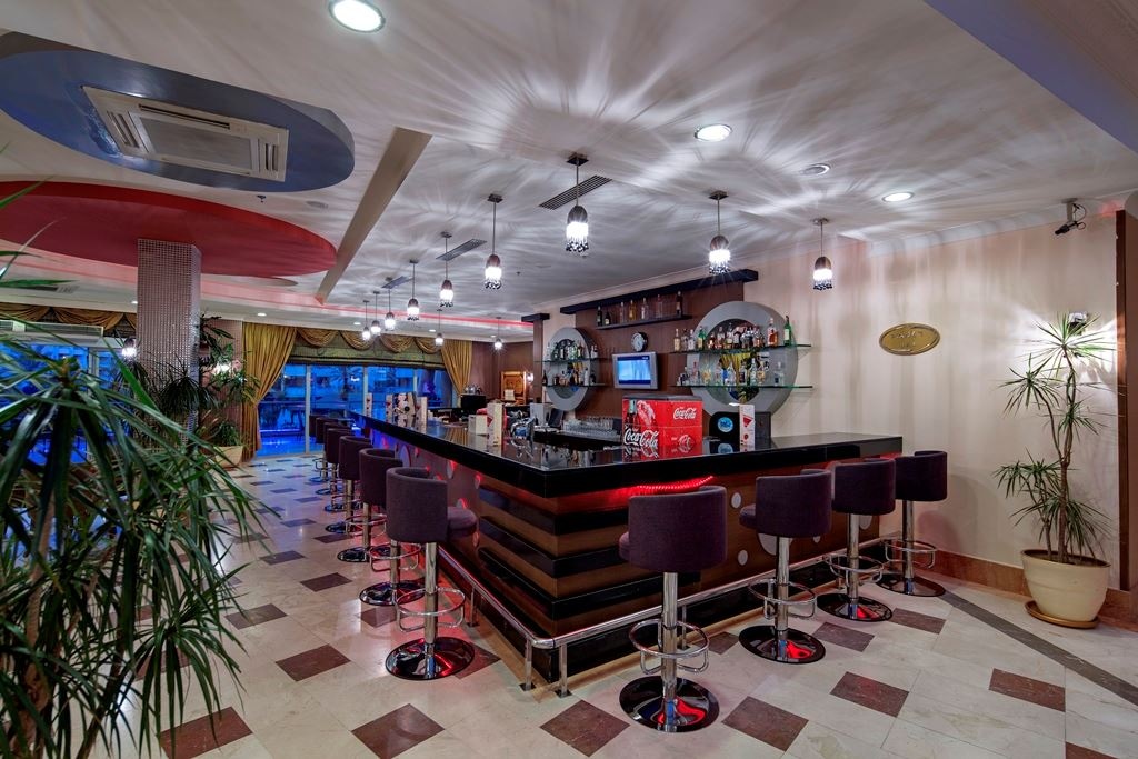 bars-fancy-bar