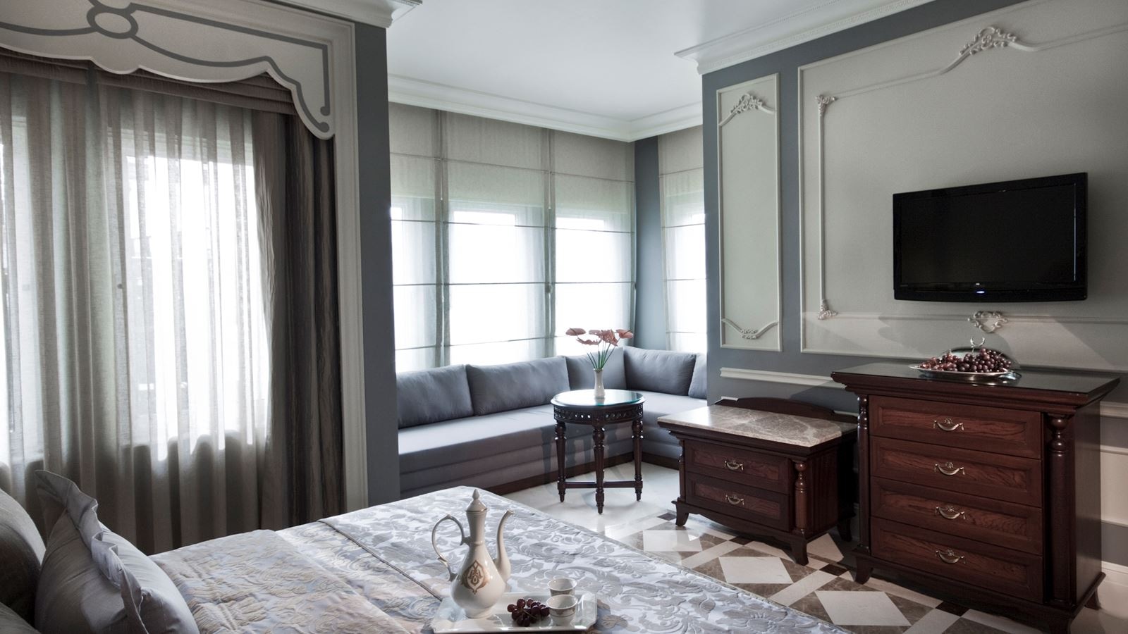 rooms-deluxe-suite