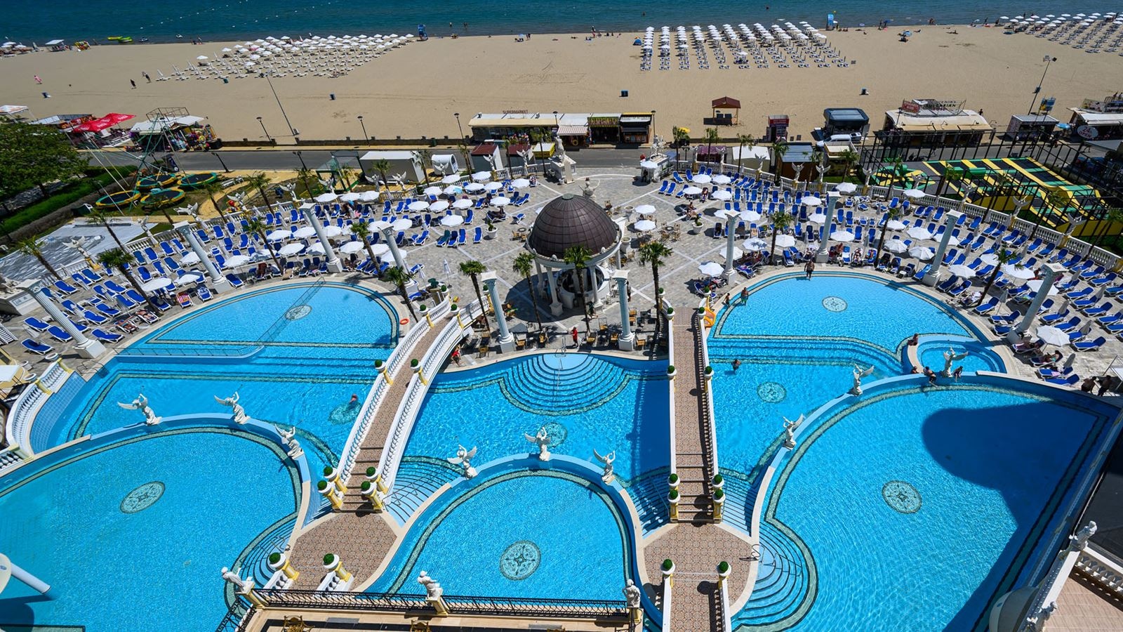 pools-outdoor-pool