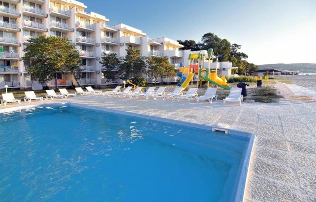 pools-pools