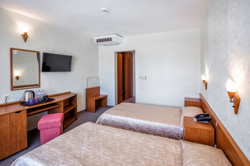 rooms-doubletwin-standard-room