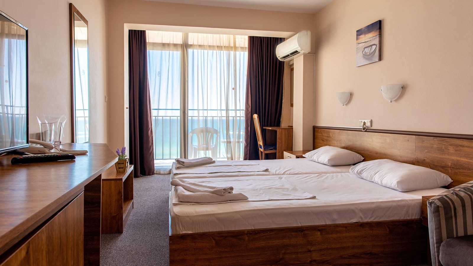 rooms-twin-room-sea-view