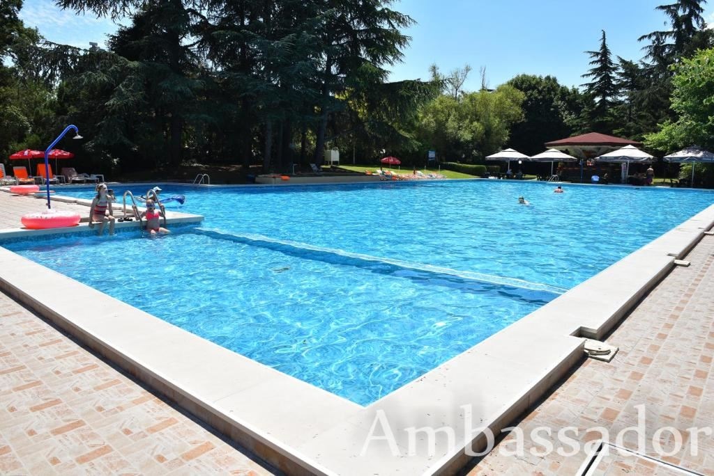 pools-pools