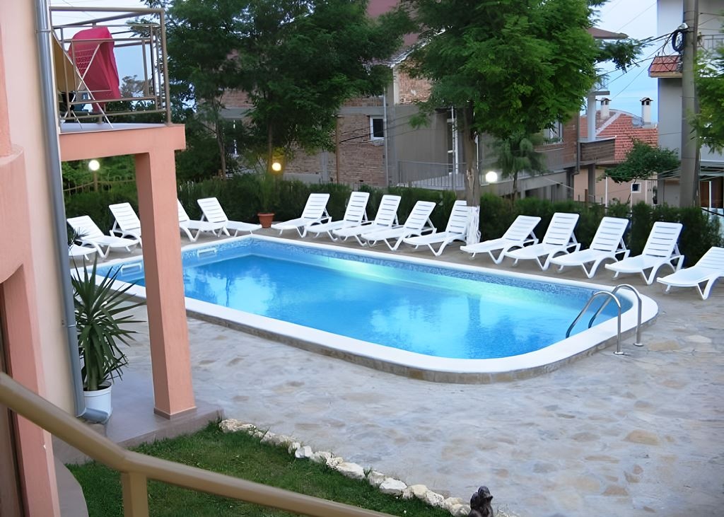 pools-pools