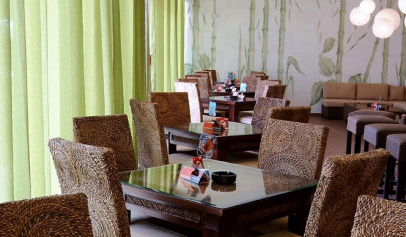 bars-lobby-bar