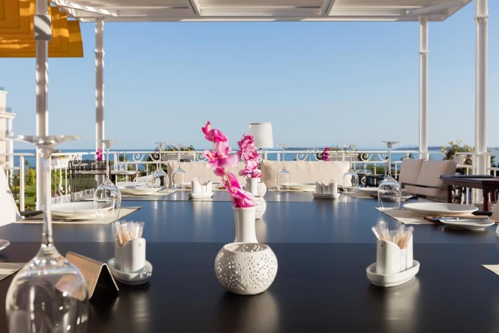 bars-pool-bar