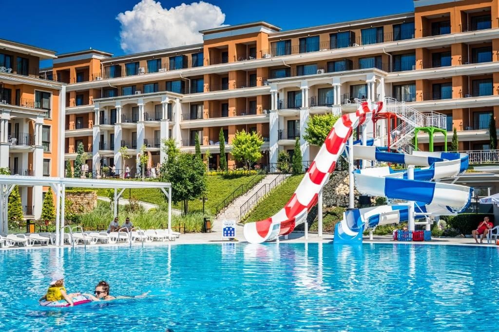 water-park-water-park