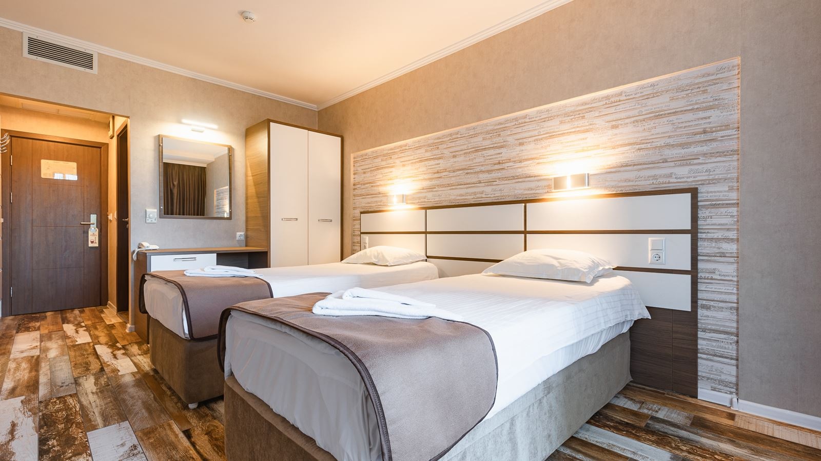 rooms-singleuse-standard-room