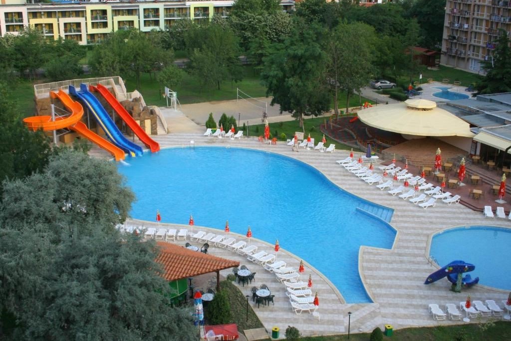 water-park-water-park