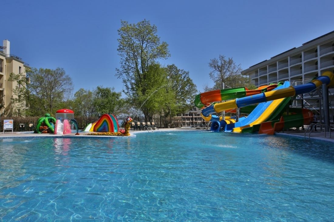 water-park-water-park