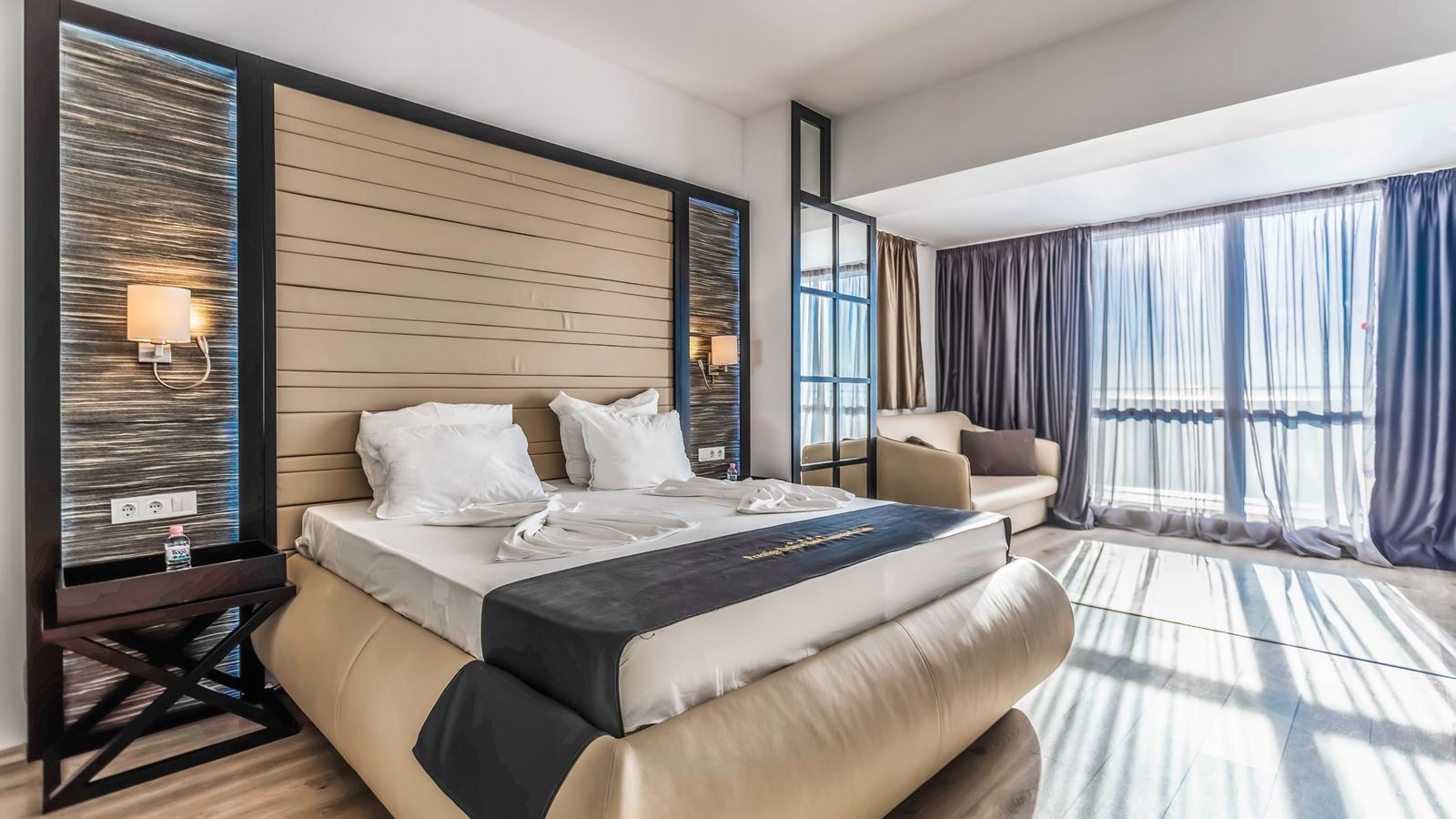 rooms-premium-room