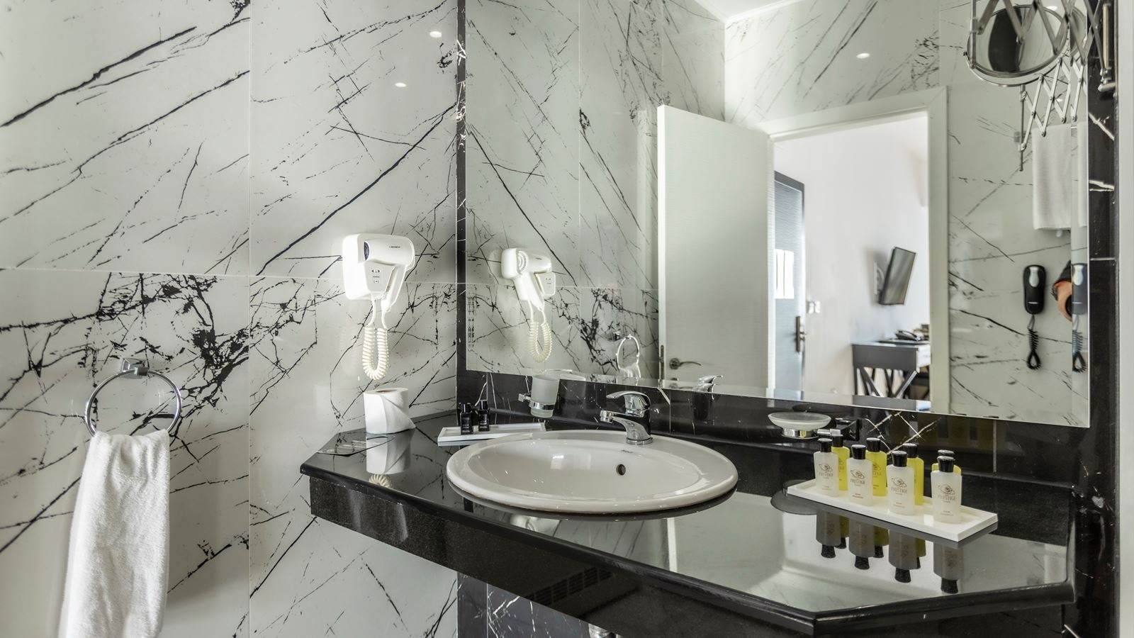 rooms-premium-room