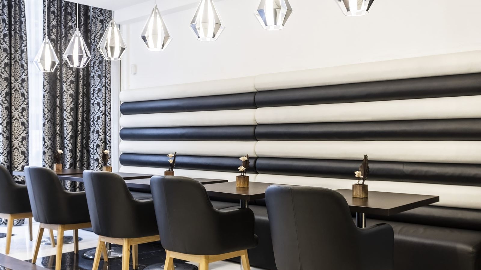 bars-lobby-bar