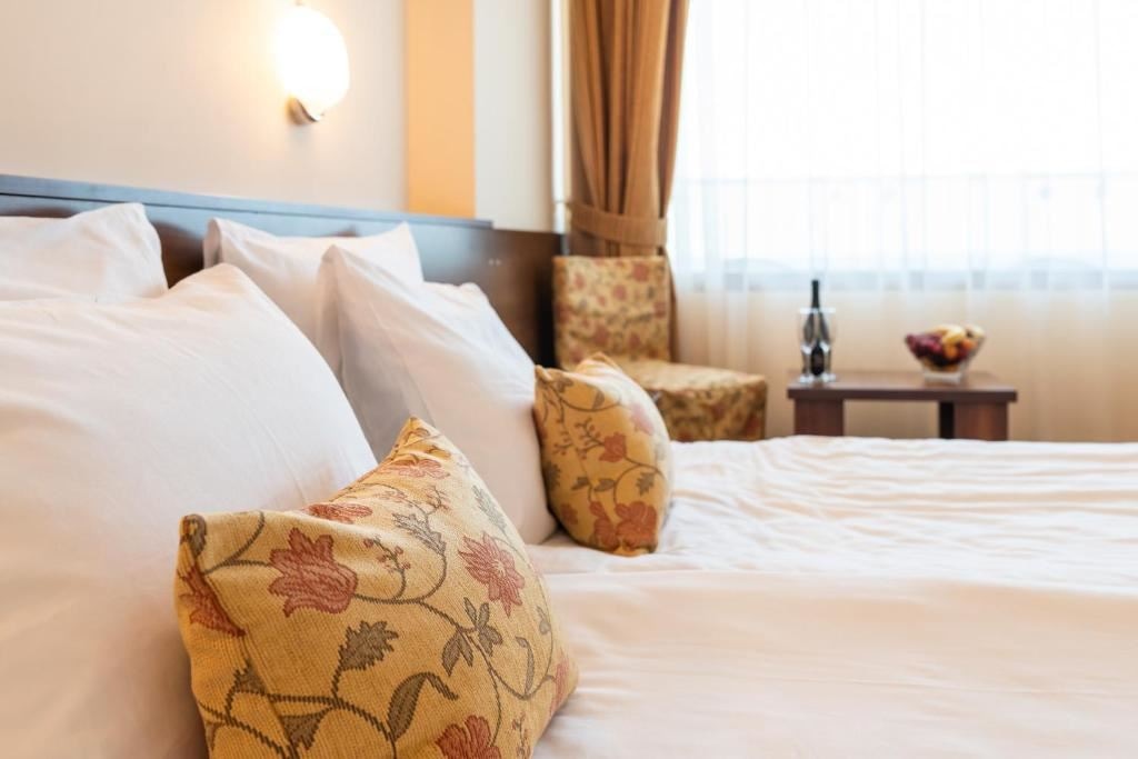 rooms-single-room-with-direct-sea-view