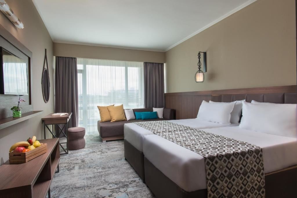 rooms-twin-deluxe-room-seaview-balcony-or-terrace
