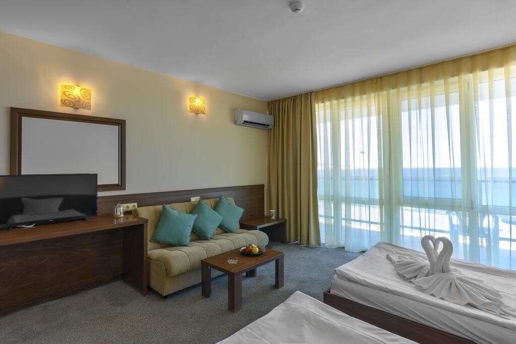 rooms-standard-room