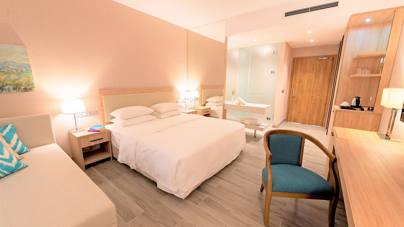rooms-superior-room