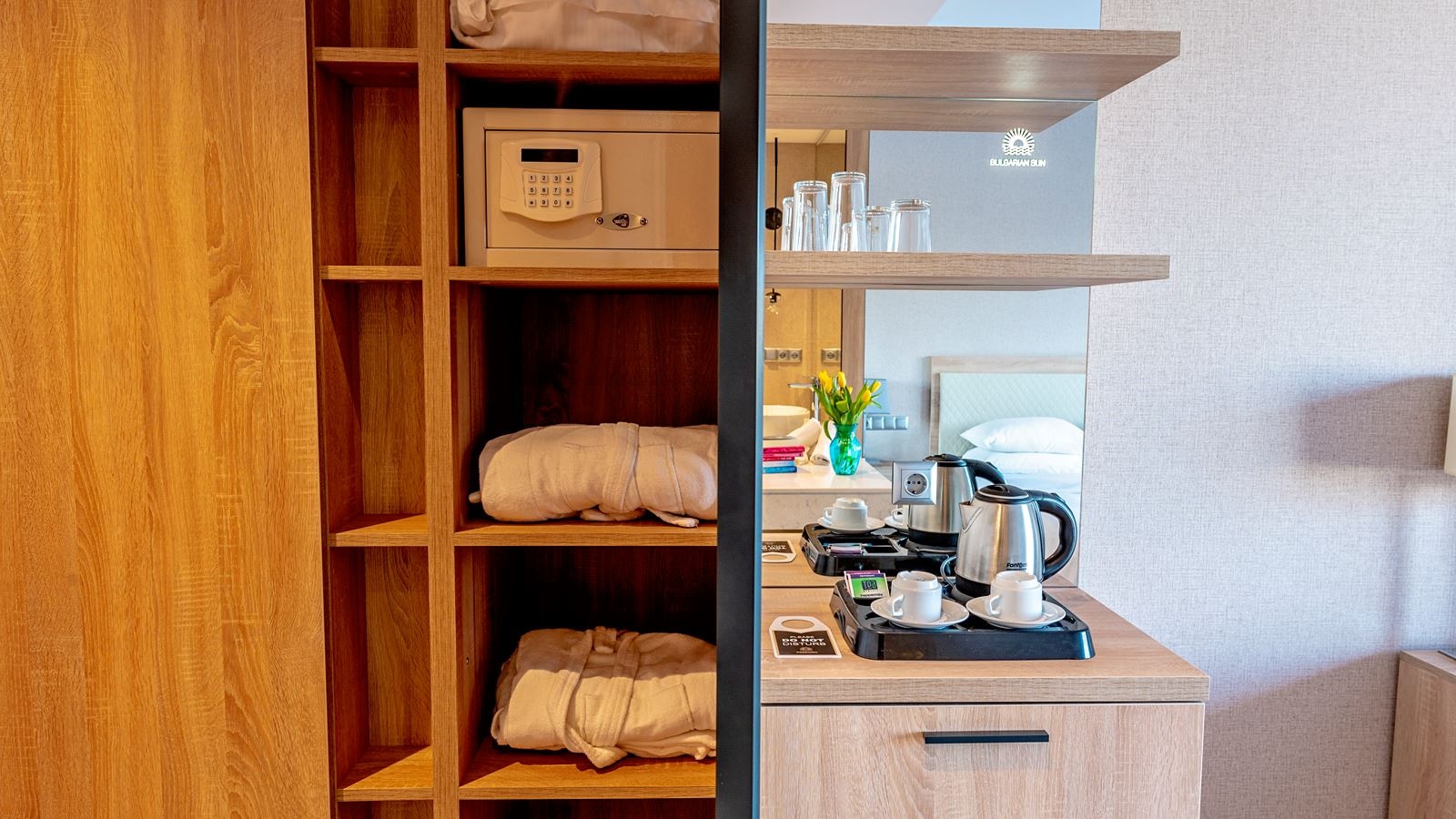 rooms-superior-room