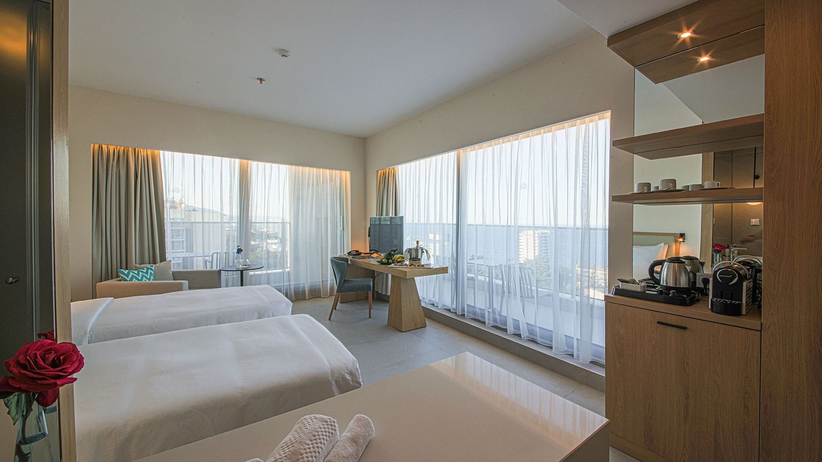 rooms-superior-room