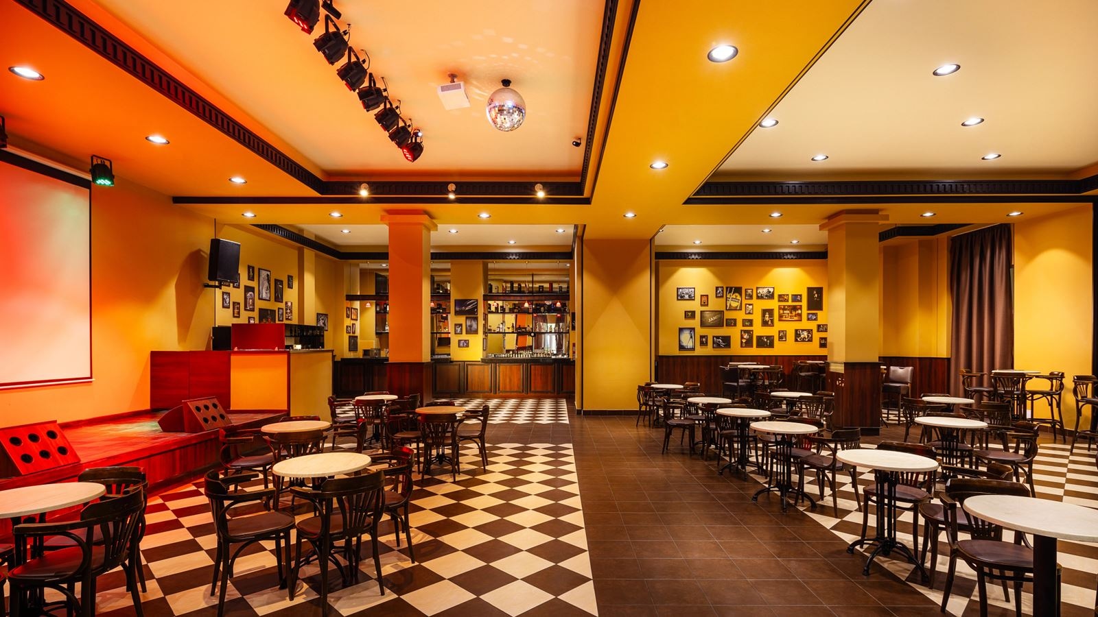 bars-halftime-sports-bar