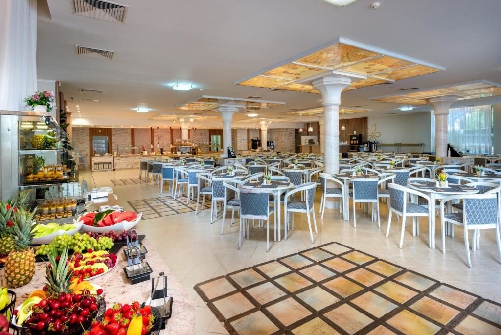 restaurants-restaurants