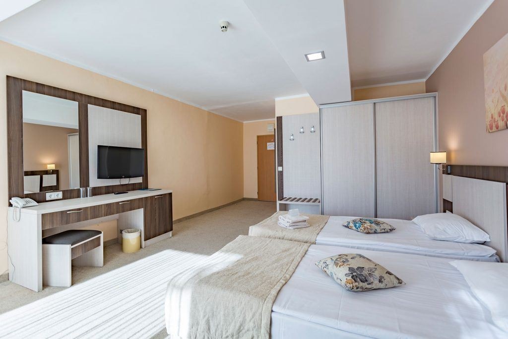 rooms-doubletwin-standard-room