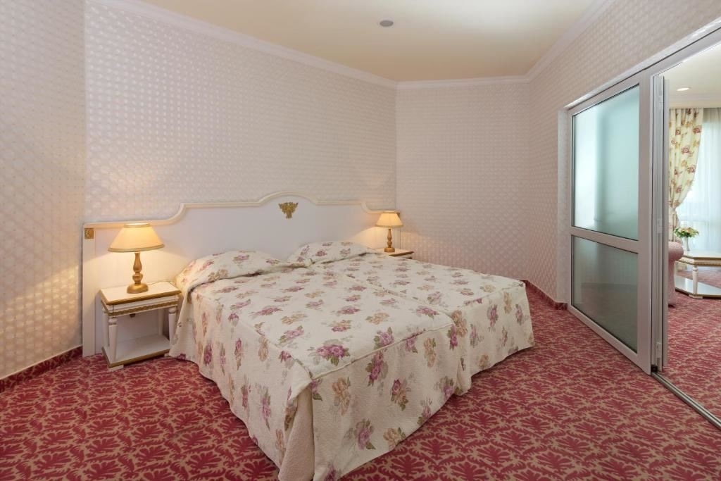 rooms-junior-suite