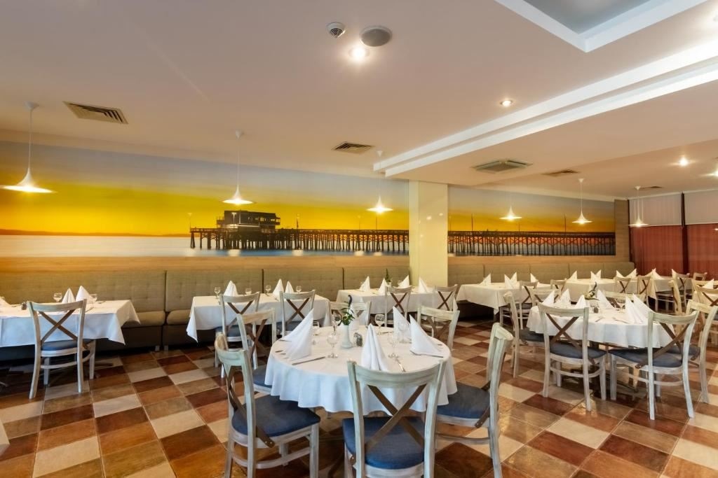 restaurants-main-restaurant