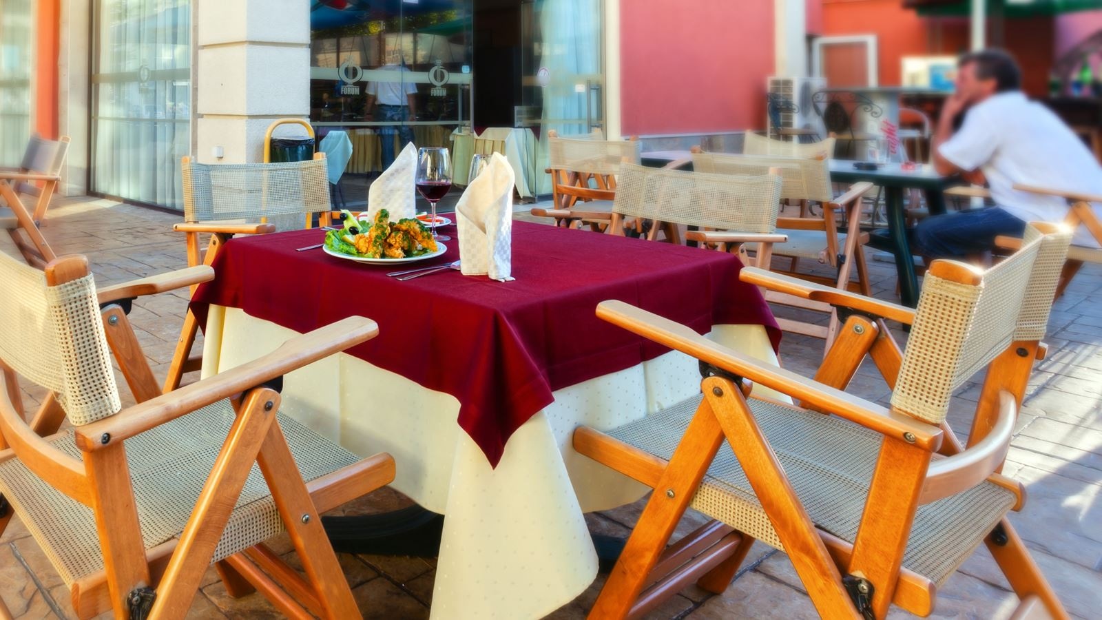 restaurants-restaurants