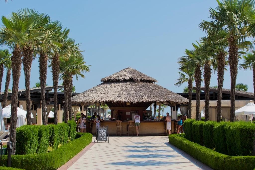 bars-beach-bar