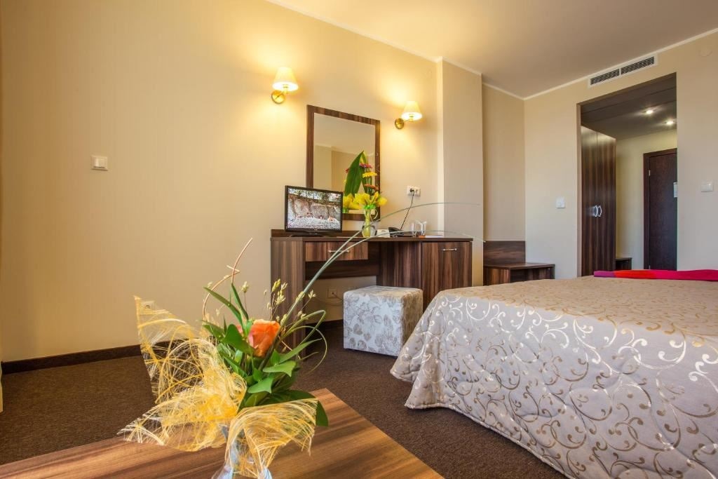 rooms-twin-standard-room-balcony