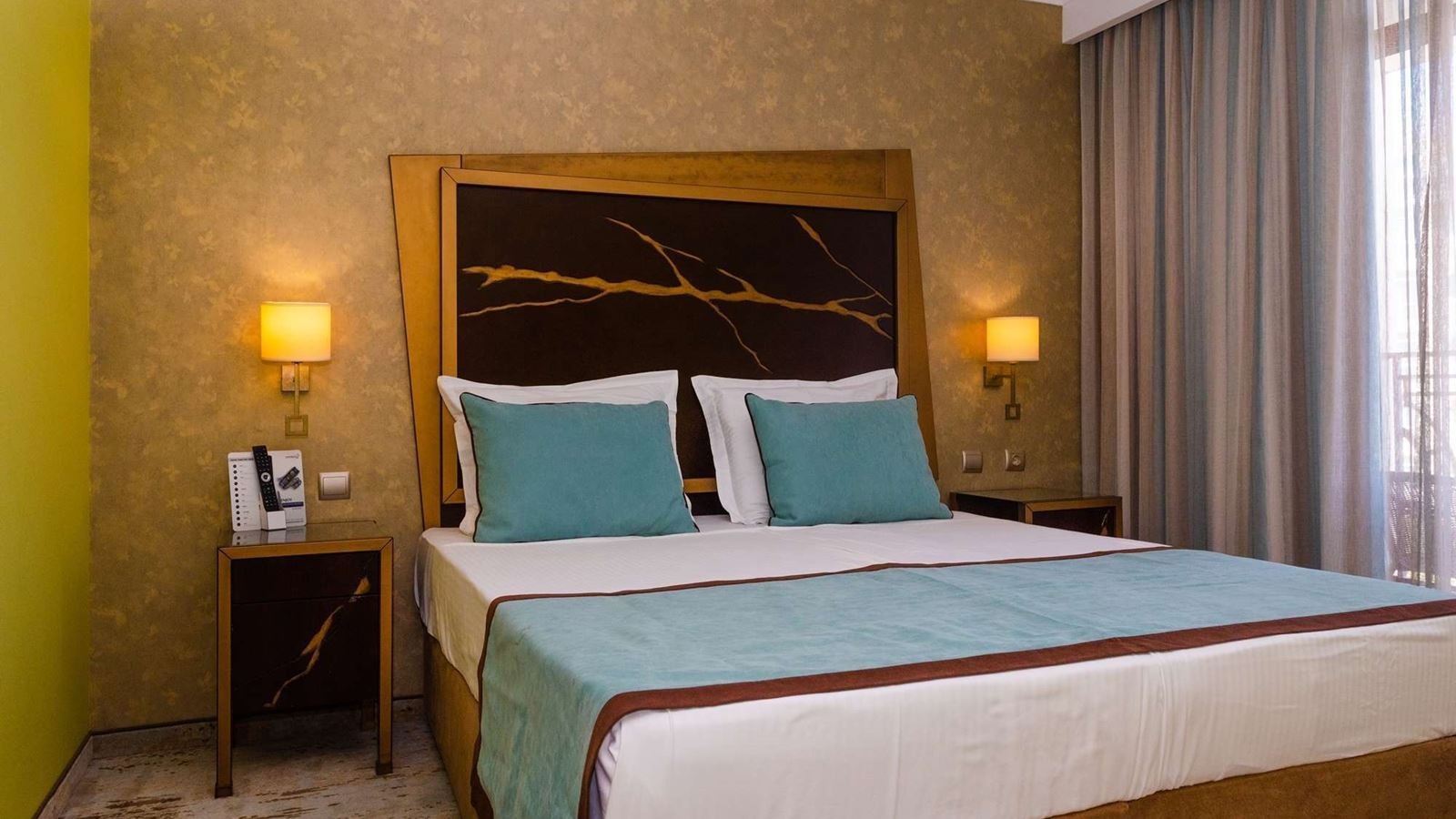 rooms-suite